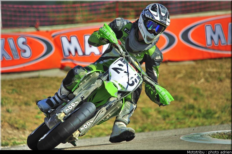 216_11_supermotard_alp_huez_2009