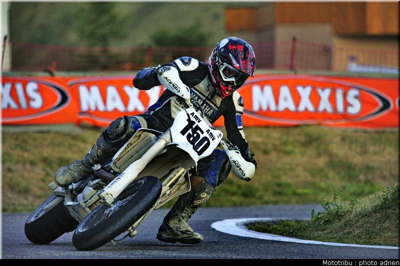 binder_3_supermotard_alp_huez_2009