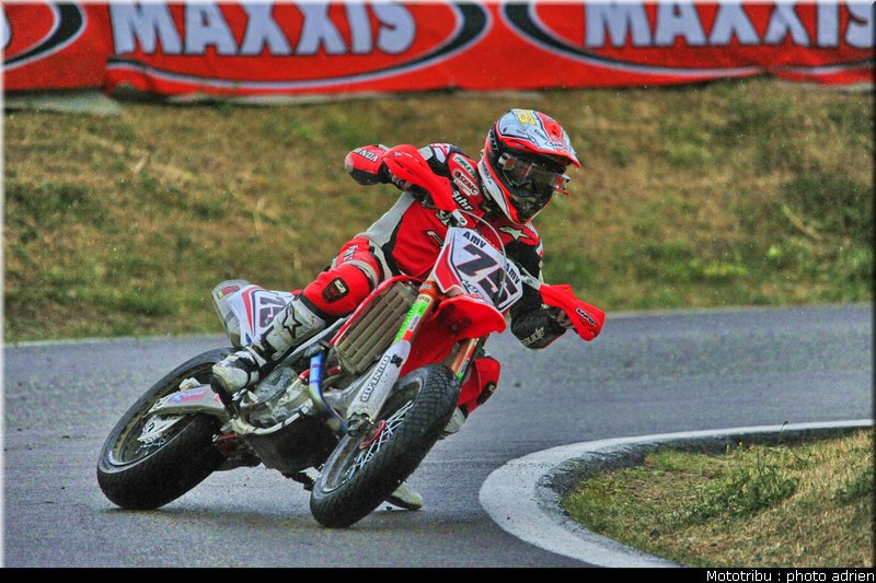 chambon_09_supermotard_alp_huez_2009