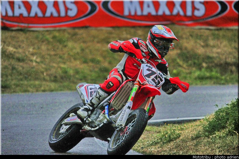 chambon_10_supermotard_alp_huez_2009