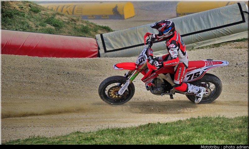 chambon_52_supermotard_alp_huez_2009