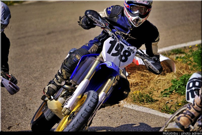 chareyre_6_supermotard_alp_huez_2009