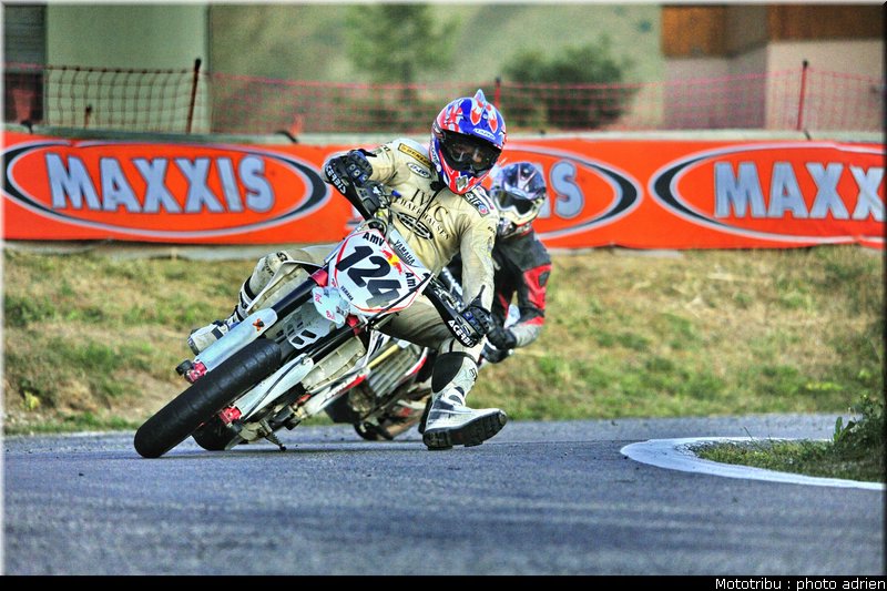 chartraire_07_supermotard_alp_huez_2009