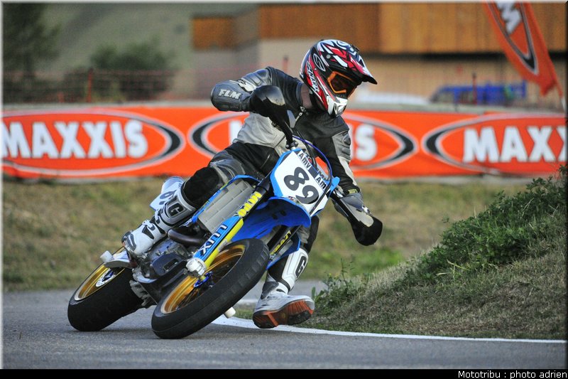 delaroue_14_supermotard_alp_huez_2009