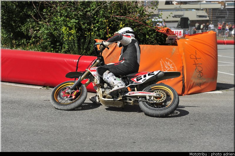 gimeno_10_supermotard_alp_huez_2009