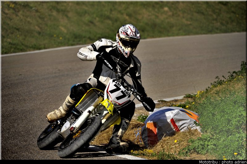 guenzi_06_supermotard_alp_huez_2009