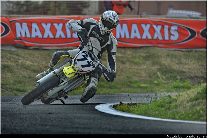 guenzi_10_supermotard_alp_huez_2009