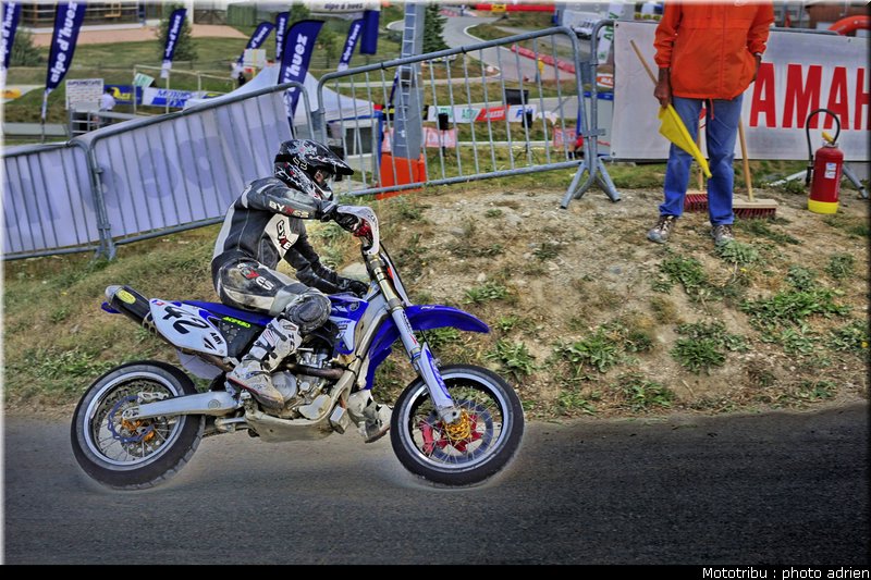 guiffray_17_supermotard_alp_huez_2009