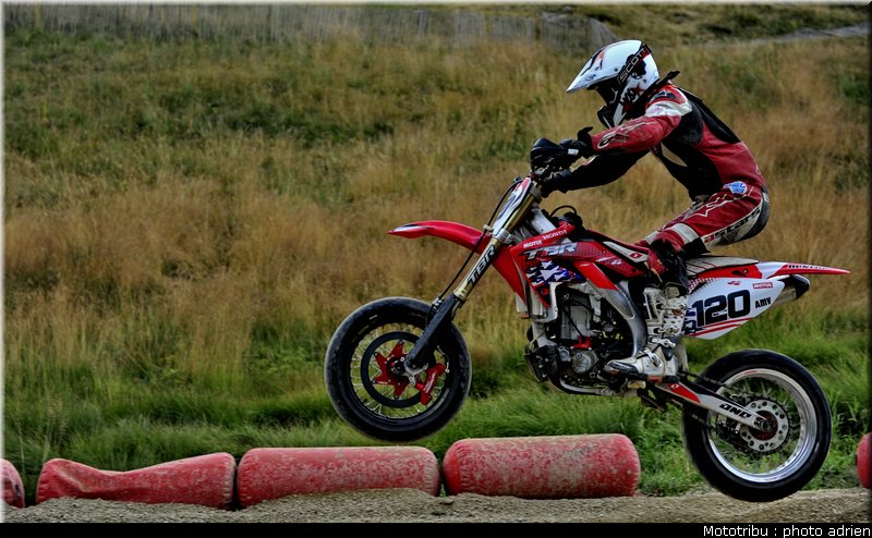 morvan_02_supermotard_alp_huez_2009