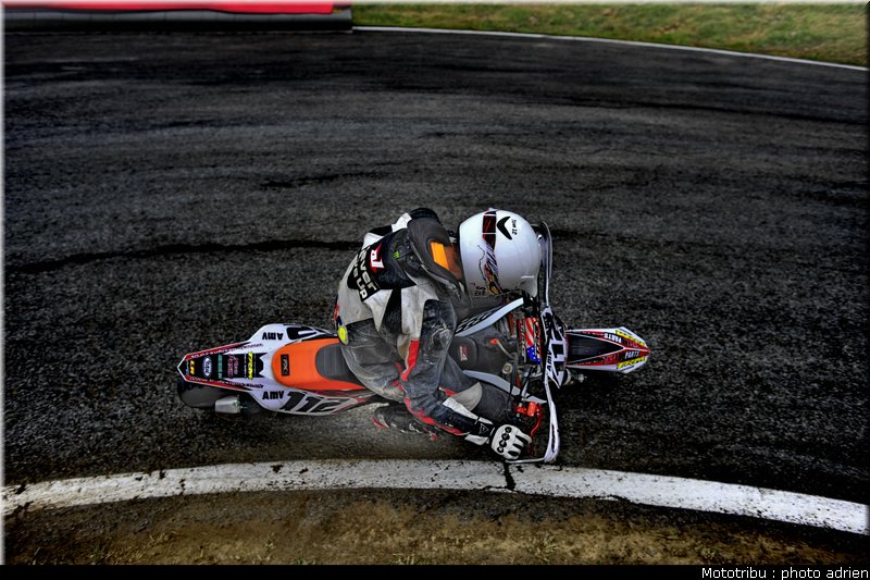 pasco_01_supermotard_alp_huez_2009