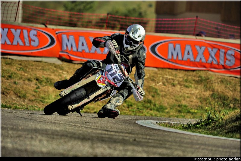 pasco_14_supermotard_alp_huez_2009