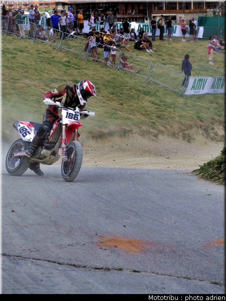 peron_4_supermotard_alp_huez_2009