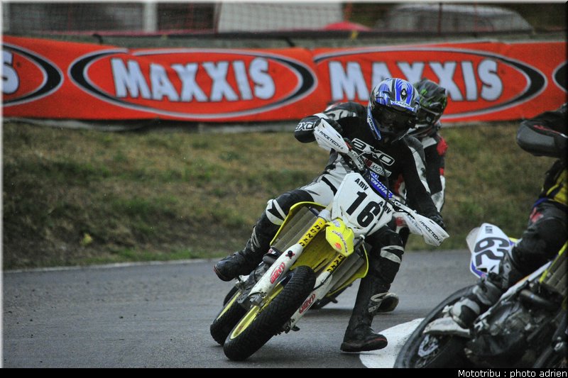 perret_02_supermotard_alp_huez_2009