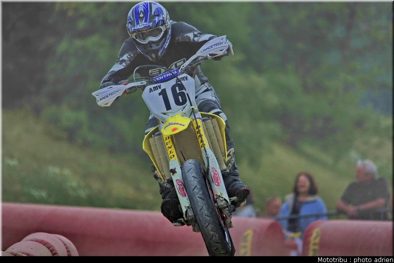 perret_08_supermotard_alp_huez_2009