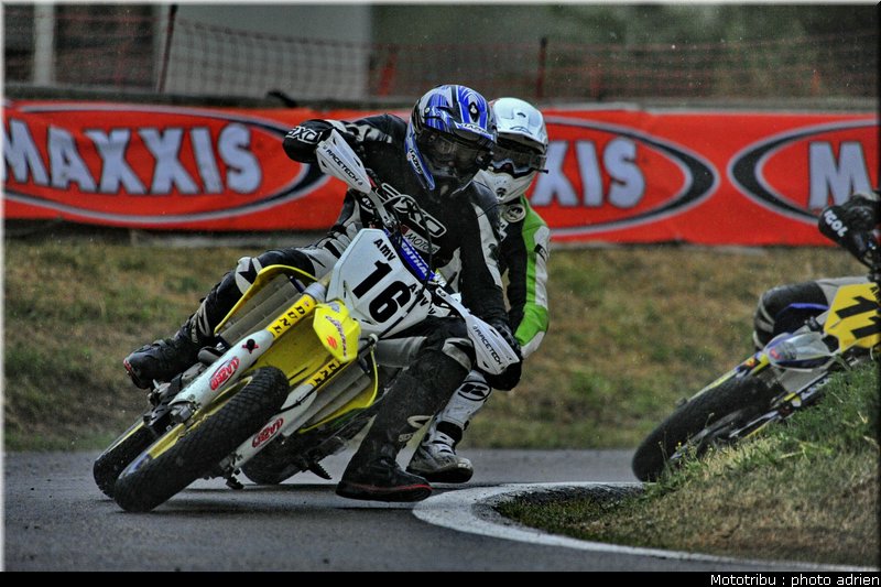 perret_09_supermotard_alp_huez_2009