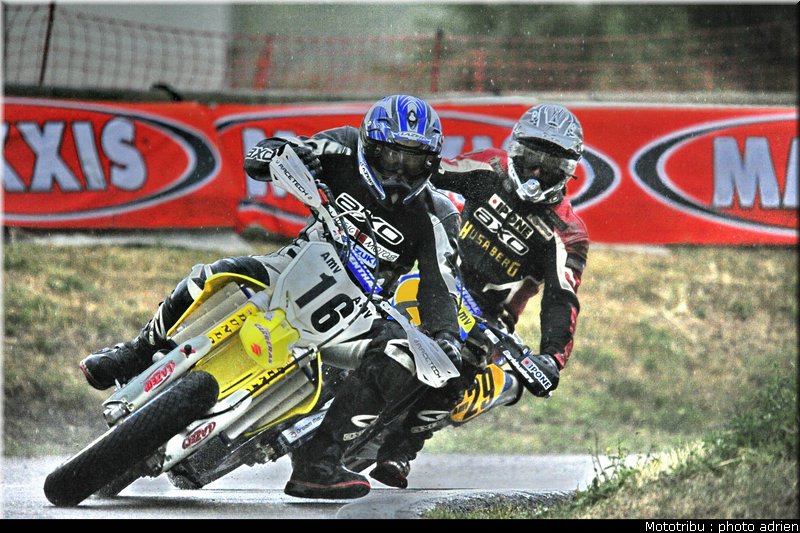 perret_12_supermotard_alp_huez_2009
