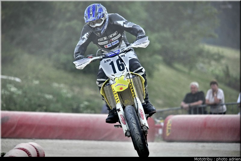 perret_13_supermotard_alp_huez_2009