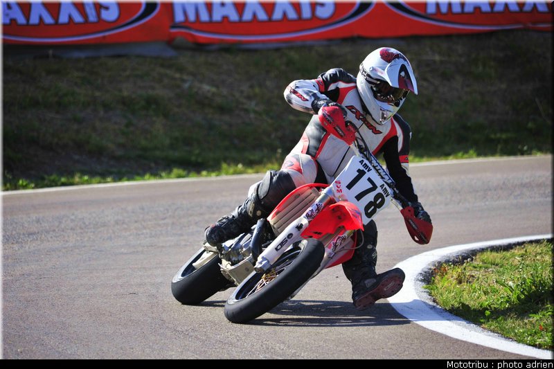 pornin_4_supermotard_alp_huez_2009