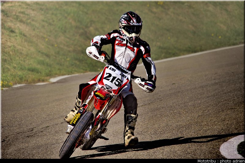rey_01_supermotard_alp_huez_2009