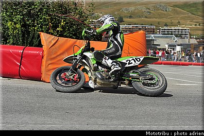 216_06_supermotard_alp_huez_2009.JPG