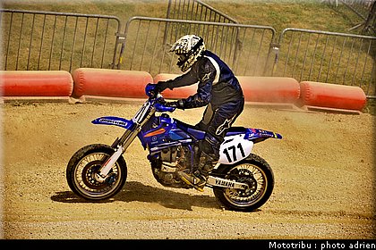 berthoux_3_supermotard_alp_huez_2009.jpg