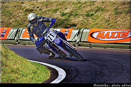 berthoux_4_supermotard_alp_huez_2009.jpg
