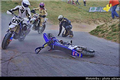 berthoux_7_supermotard_alp_huez_2009.jpg