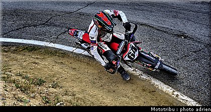 bidart_02_supermotard_alp_huez_2009.jpg
