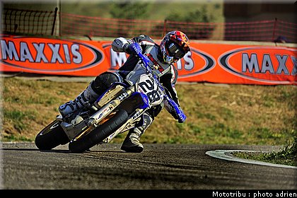 caradec_22_supermotard_alp_huez_2009.jpg