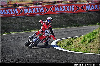 chambon_36_supermotard_alp_huez_2009.jpg