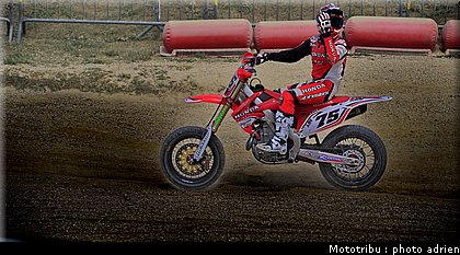 chambon_56_supermotard_alp_huez_2009.jpg