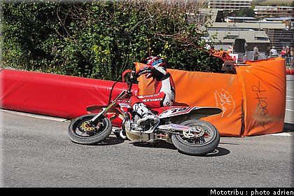 chambon_57_supermotard_alp_huez_2009.JPG