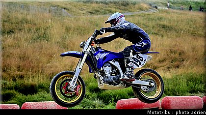 chareyre_2_supermotard_alp_huez_2009.jpg
