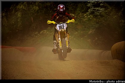cornetti_07_supermotard_alp_huez_2009.jpg