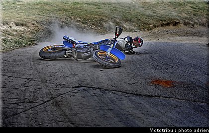 delaroue_08_supermotard_alp_huez_2009.jpg