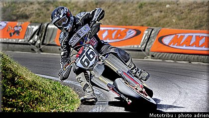garcia_10_supermotard_alp_huez_2009.jpg