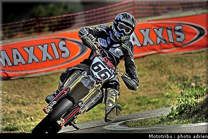 garcia_18_supermotard_alp_huez_2009.jpg