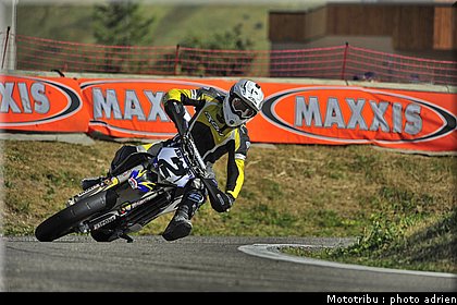 goguet_10_supermotard_alp_huez_2009.jpg