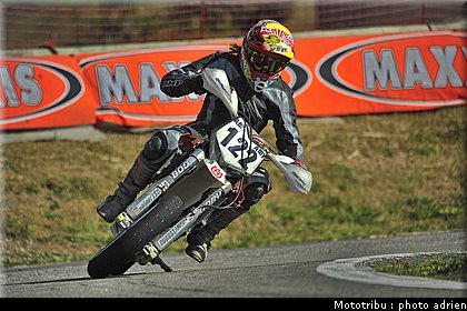 gouttegatas_19_supermotard_alp_huez_2009.jpg