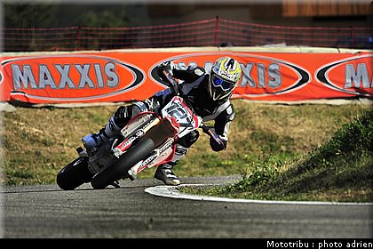 grellier_14_supermotard_alp_huez_2009.jpg