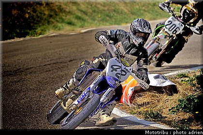 guiffray_12_supermotard_alp_huez_2009.jpg