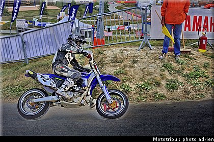 guiffray_17_supermotard_alp_huez_2009.jpg