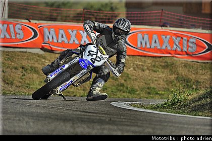 guiffray_22_supermotard_alp_huez_2009.JPG