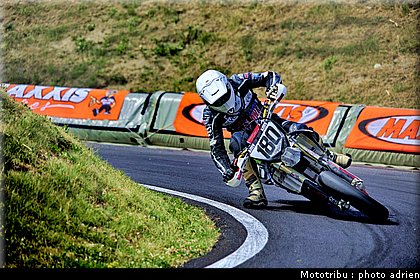larguier_4_supermotard_alp_huez_2009.jpg