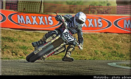 larguier_7_supermotard_alp_huez_2009.jpg