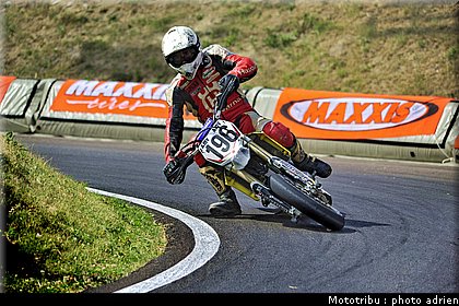 magno_05_supermotard_alp_huez_2009.jpg