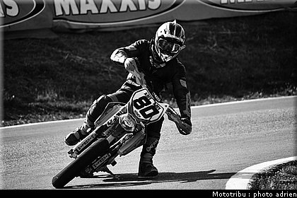 martinez_08_supermotard_alp_huez_2009.jpg