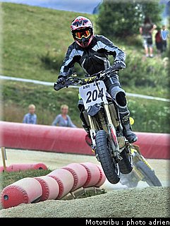 naze_01_supermotard_alp_huez_2009.jpg