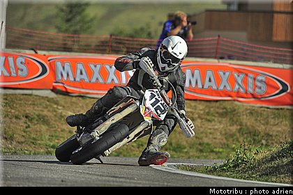 pasco_15_supermotard_alp_huez_2009.jpg