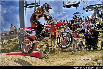 peron_5_supermotard_alp_huez_2009.jpg